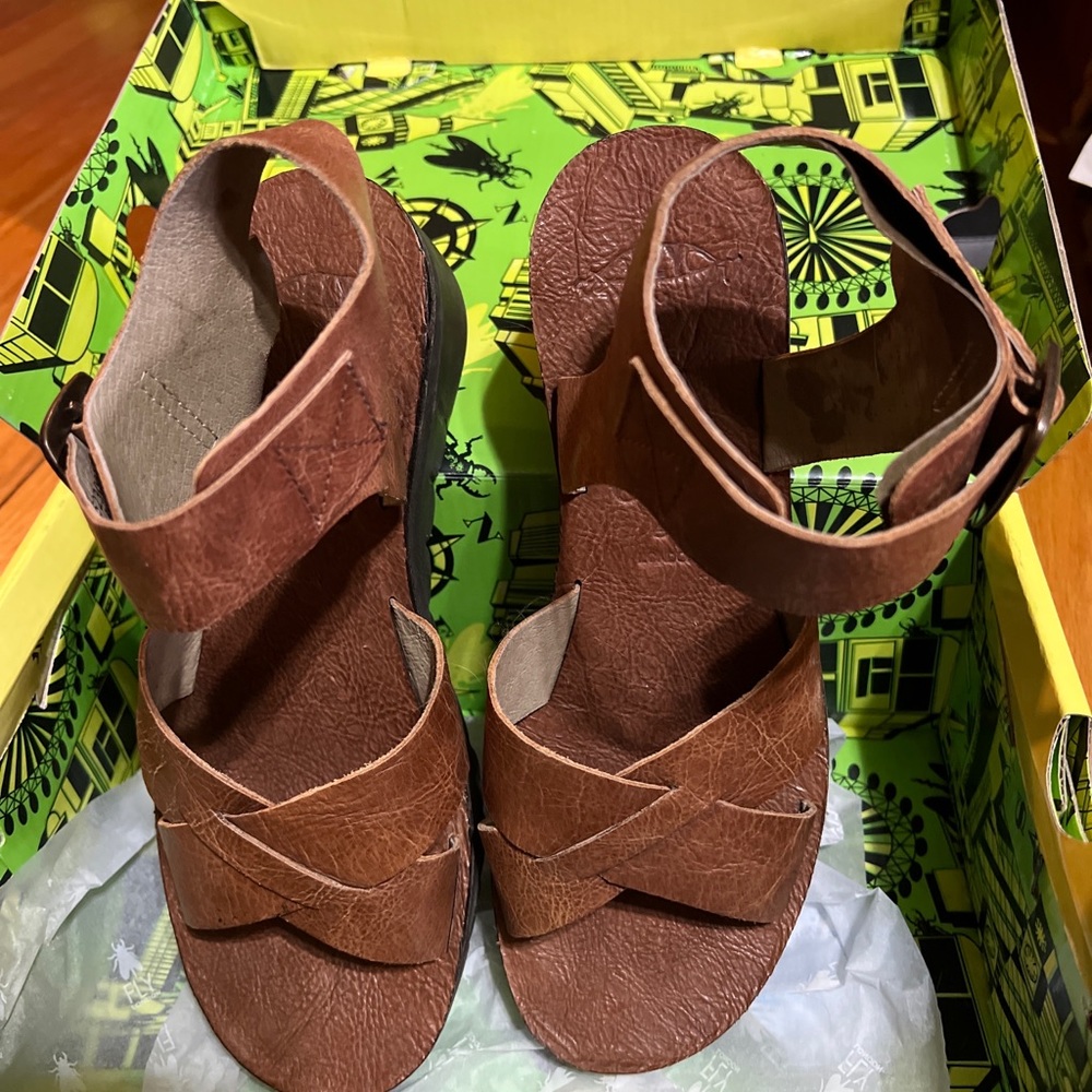 Fly London Sandal. Leather. Size 39
